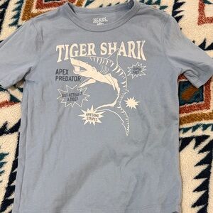 365 Kids Gray Tiger Shark Tee Size 7